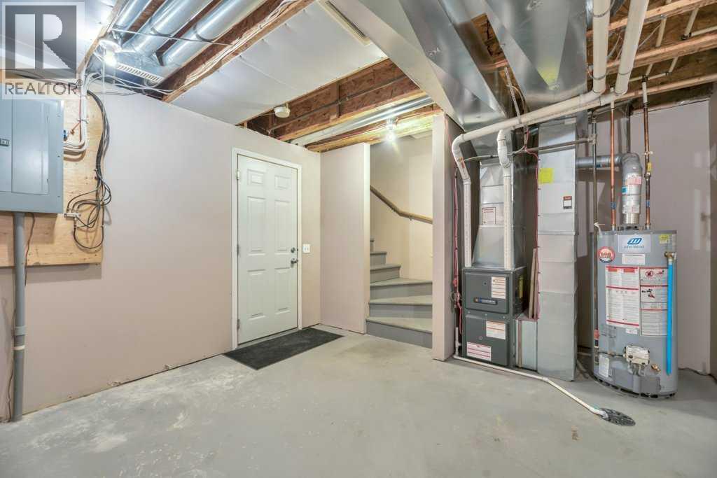 80 Elgin Gardens SE, Calgary, Alberta  T2Z 4T4 - Photo 30 - A2335294
