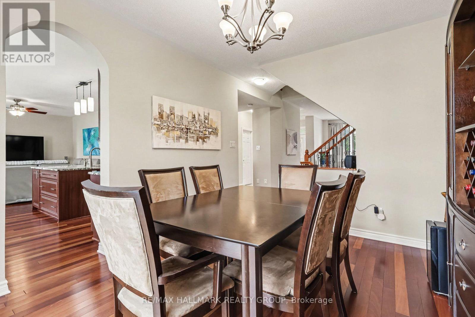 302 Grayburn Way, Ottawa, Ontario  K2J 0V8 - Photo 5 - X13650946