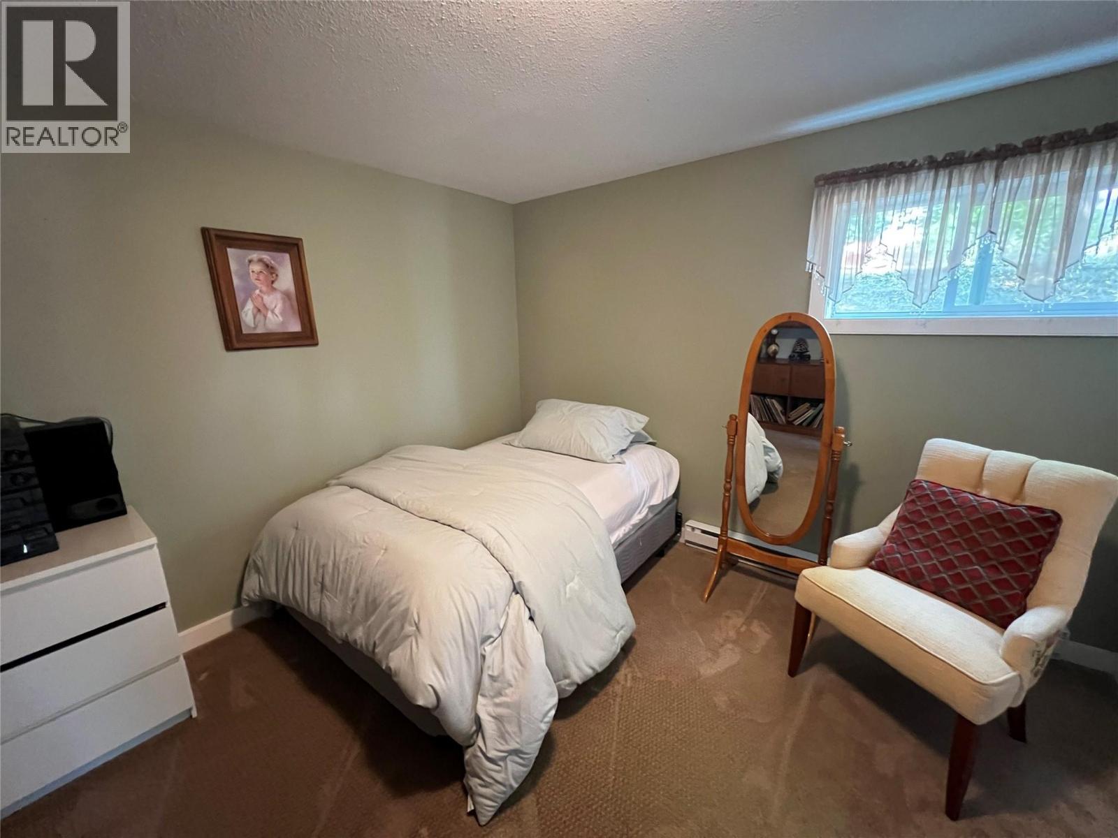 3765 Crestview Road, Creston, British Columbia  V0B 1G2 - Photo 12 - 10396899