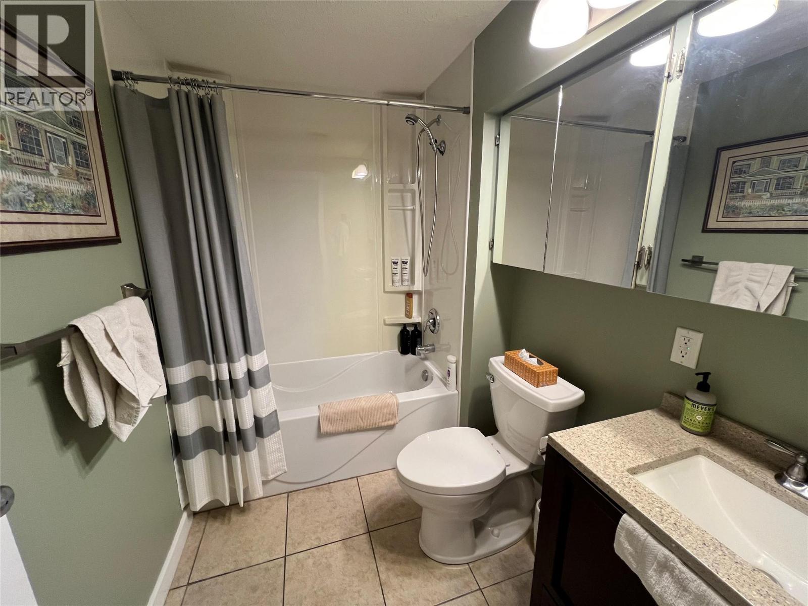 3765 Crestview Road, Creston, British Columbia  V0B 1G2 - Photo 18 - 10396899