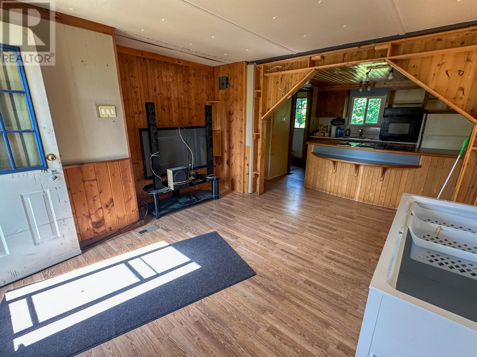 27 Aspen St, Ear Falls, Ontario  P0V 1T0 - Photo 2 - TB2602284