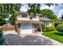 30 PEERS PLACE, Woodstock, Ontario