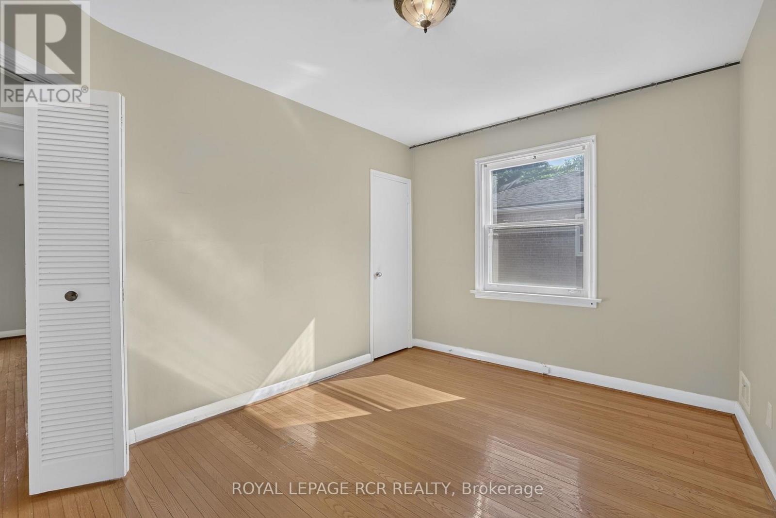 218 Park Home Avenue, Toronto, Ontario  M2R 1A2 - Photo 15 - C13625542