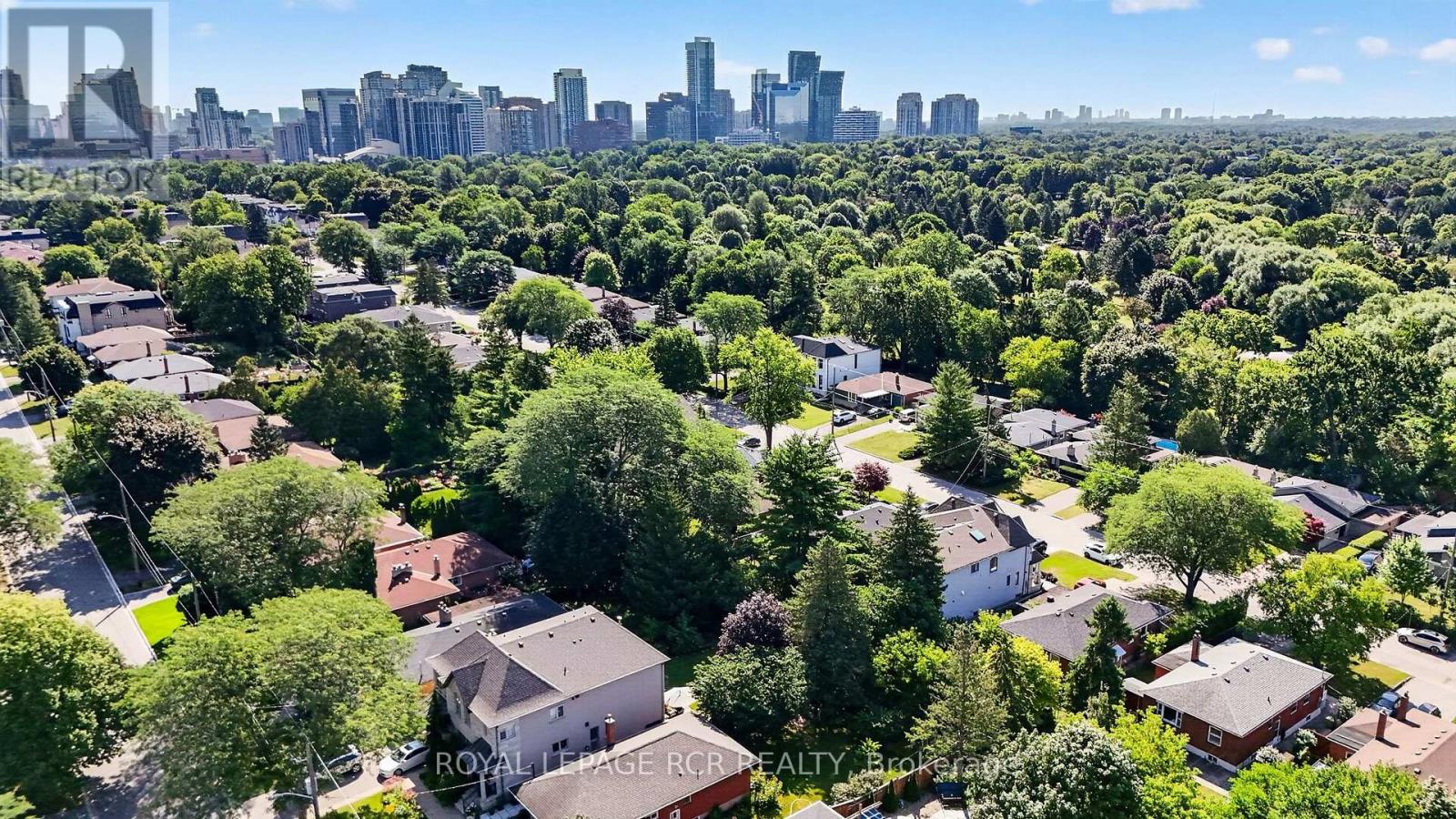 218 Park Home Avenue, Toronto, Ontario  M2R 1A2 - Photo 30 - C13625542