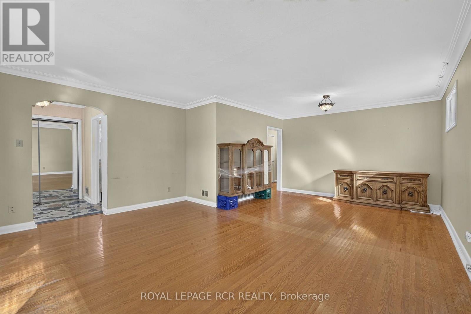 218 Park Home Avenue, Toronto, Ontario  M2R 1A2 - Photo 9 - C13625542
