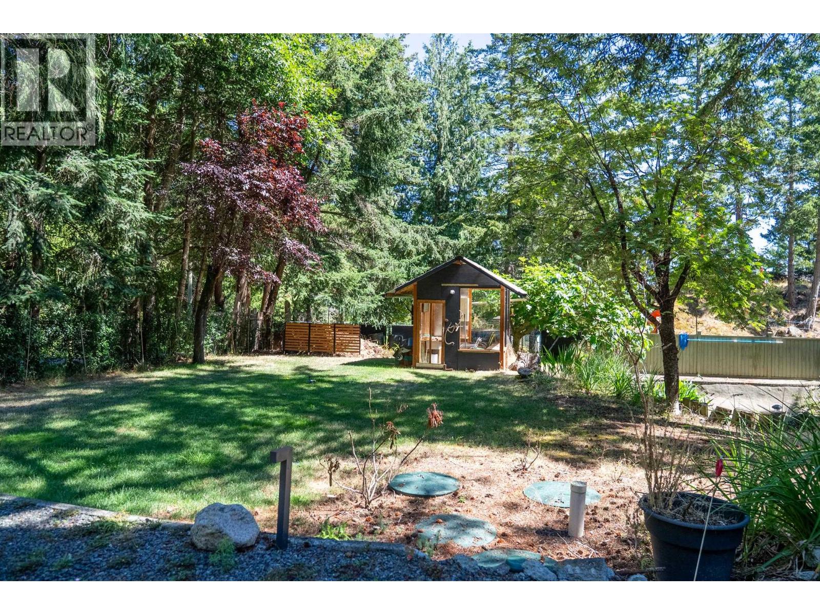 7918 Swanson View Drive, Pender Island, British Columbia  V0N 2M2 - Photo 38 - R3153681