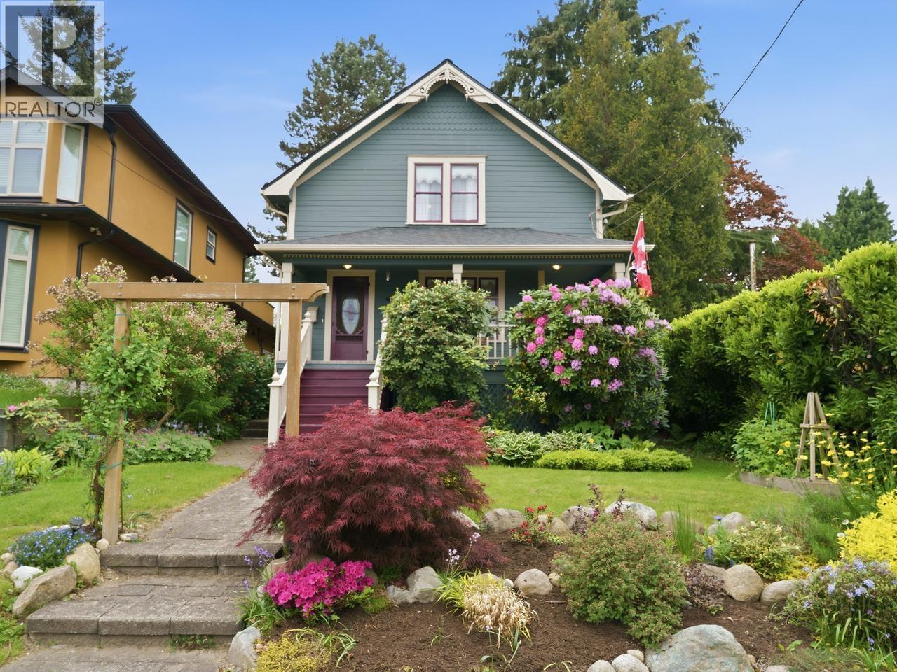 624 Colborne Street, New Westminster, British Columbia V3L 2C9 - Photo 2 - R3153690