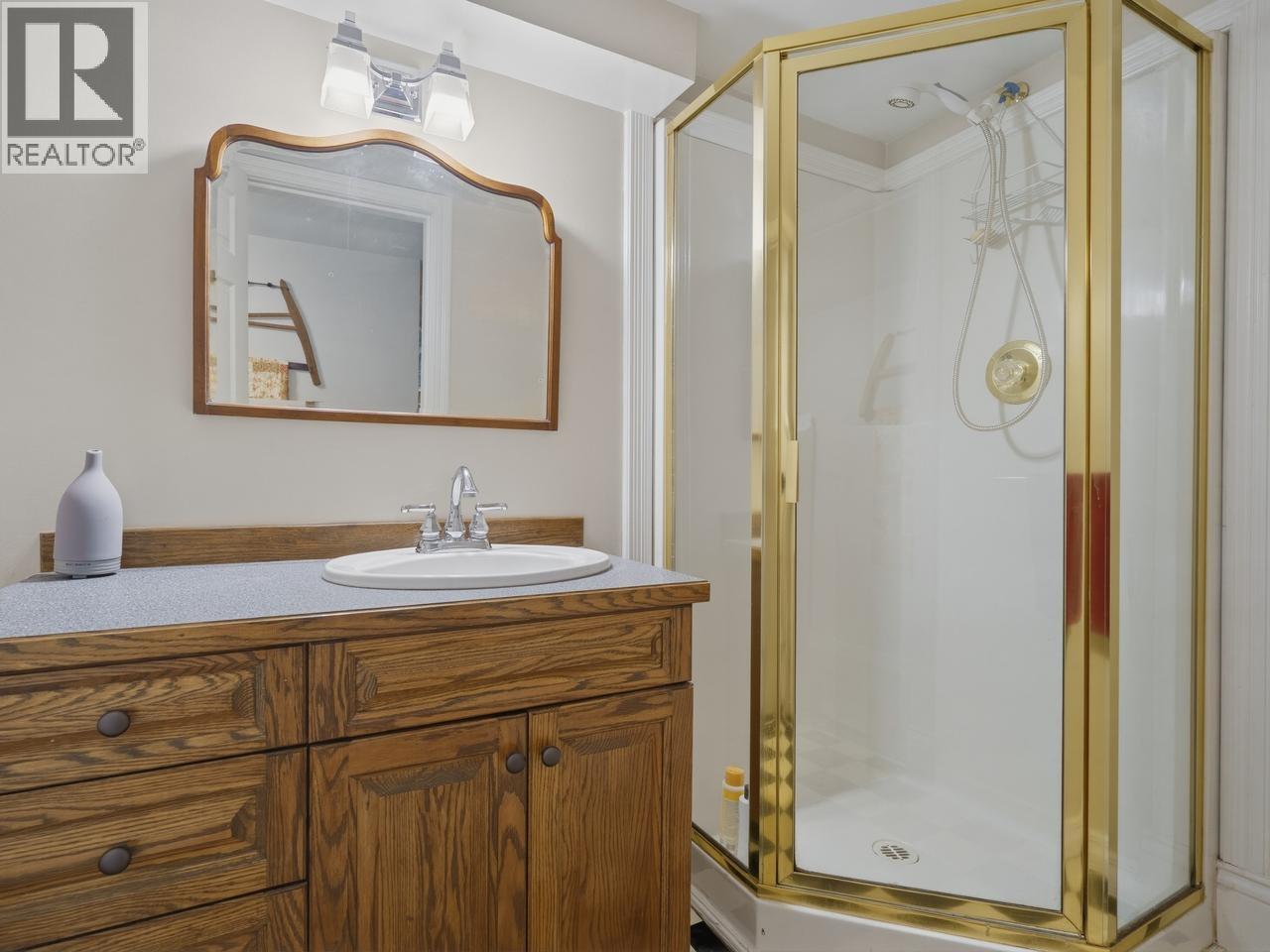 624 Colborne Street, New Westminster, British Columbia V3L 2C9 - Photo 34 - R3153690