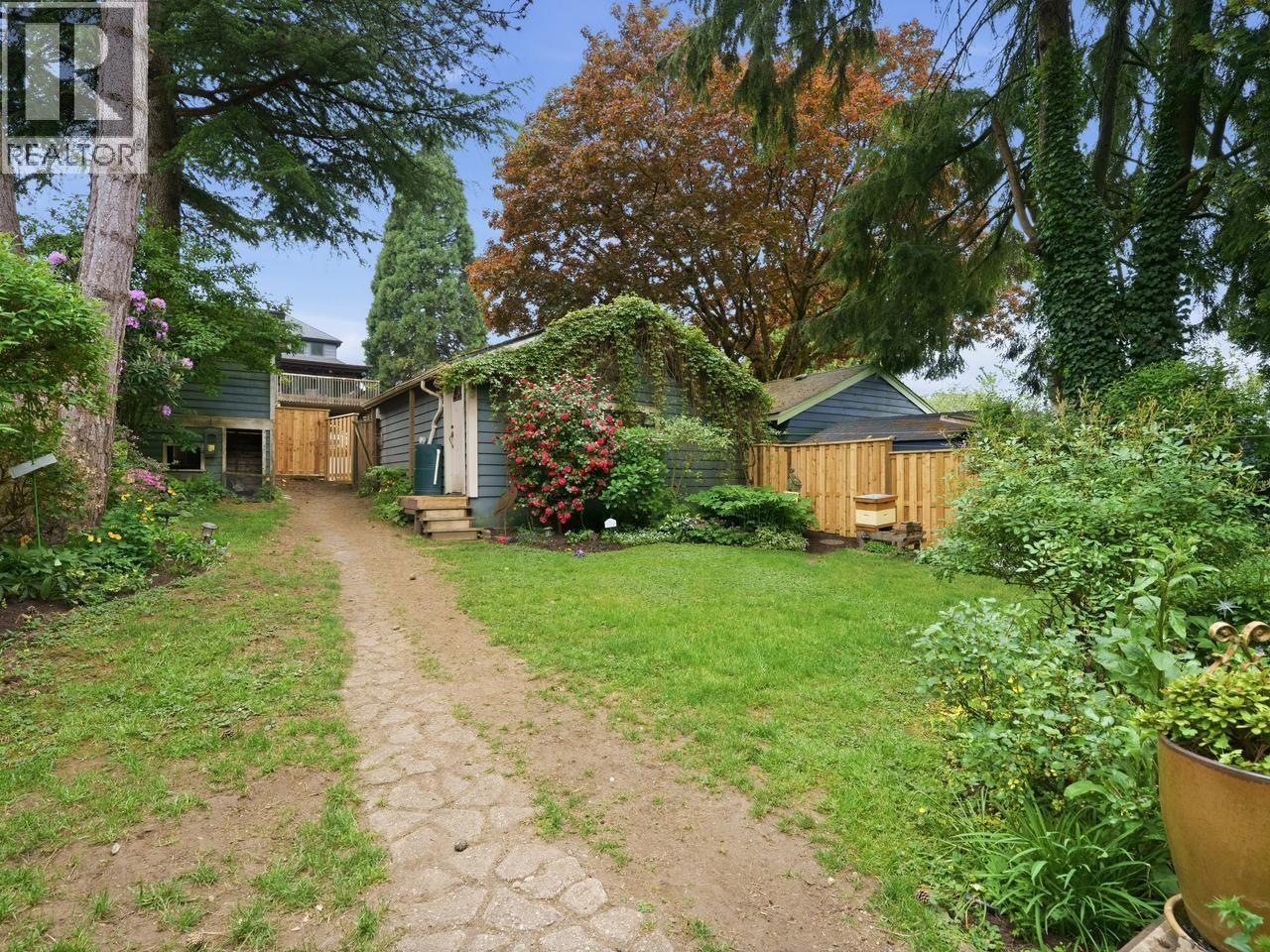 624 Colborne Street, New Westminster, British Columbia V3L 2C9 - Photo 38 - R3153690