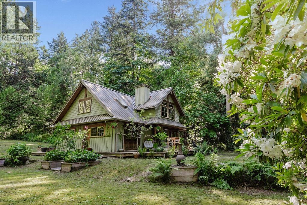 2867 Lower Road, Roberts Creek, British Columbia  V0N 2W6 - Photo 2 - R3153702