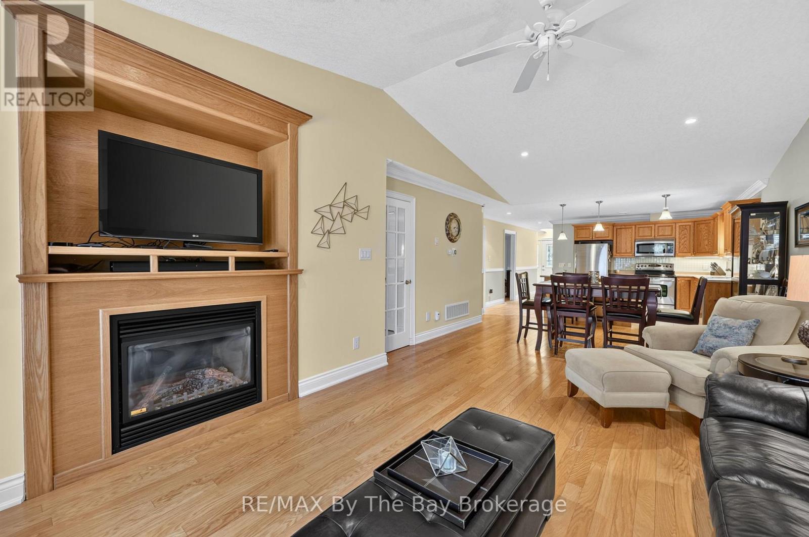 105 Meadow Lane, Wasaga Beach, Ontario  L9Z 0A4 - Photo 17 - S13651026