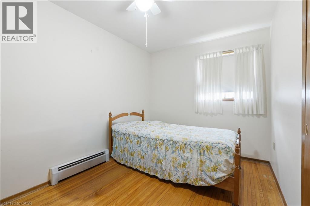 5742 Stanley Avenue, Niagara Falls, Ontario  L2G 3X7 - Photo 12 - 40853623