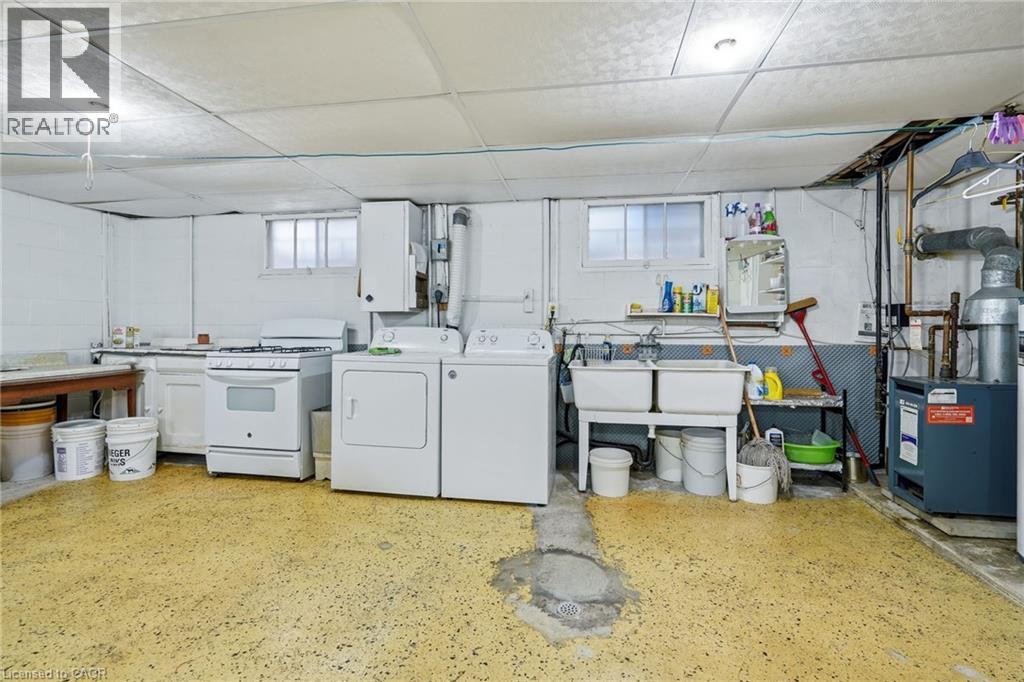 5742 Stanley Avenue, Niagara Falls, Ontario  L2G 3X7 - Photo 16 - 40853623
