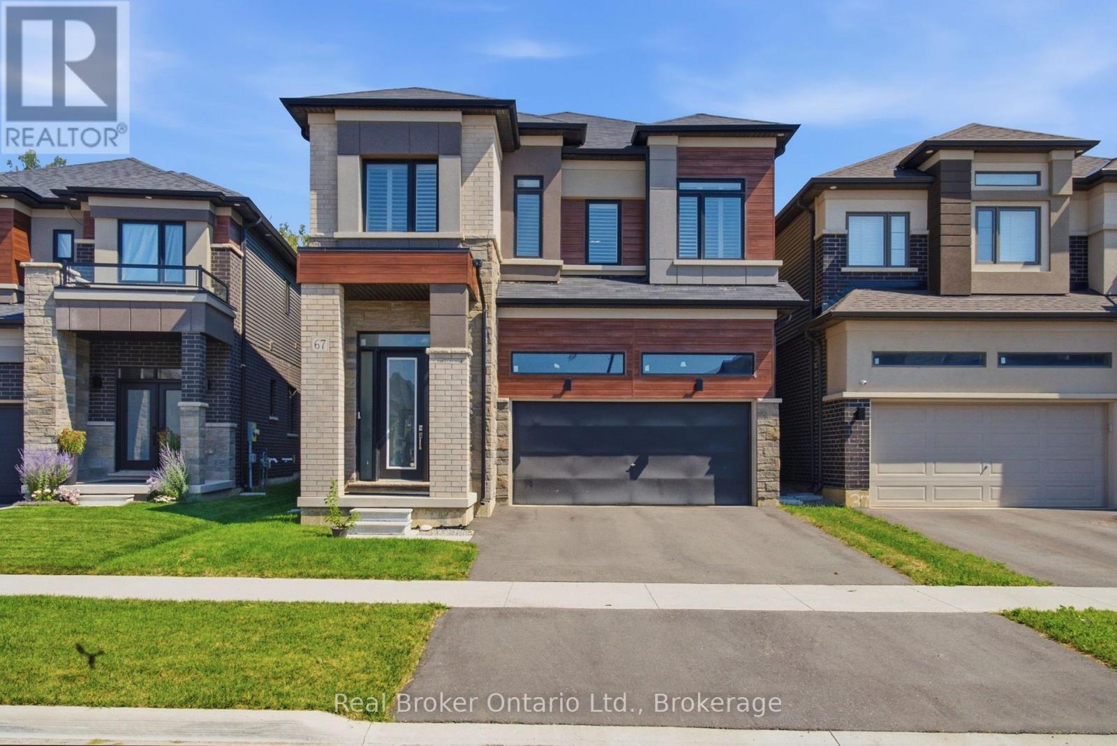67 MACKLIN STREET