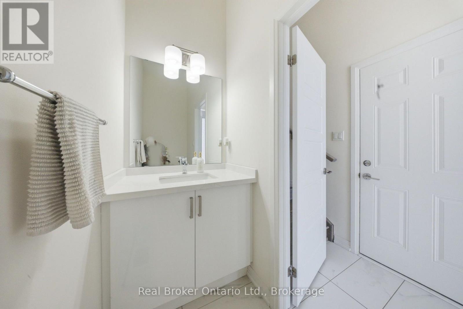 67 Macklin Street, Brantford, Ontario  N3V 0B7 - Photo 7 - X13650932