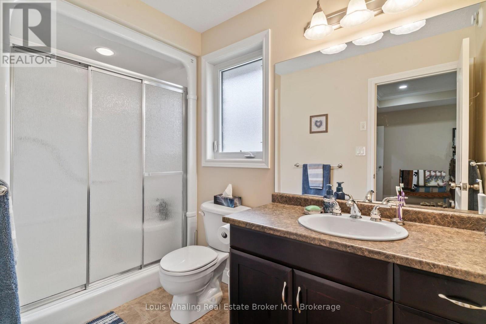408 4th Street S, Hanover, Ontario N4N 3V1 - Photo 11 - X13651072