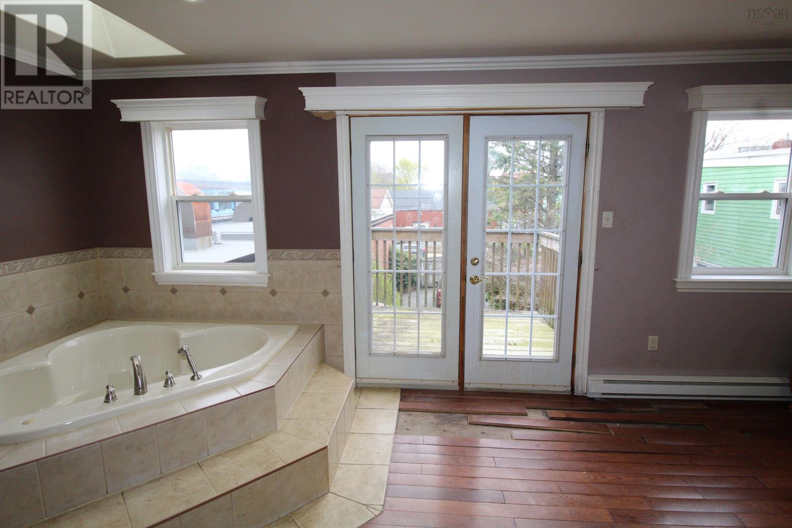 5789 Charles Street, Halifax, Nova Scotia  B3K 1K7 - Photo 10 - 202611319