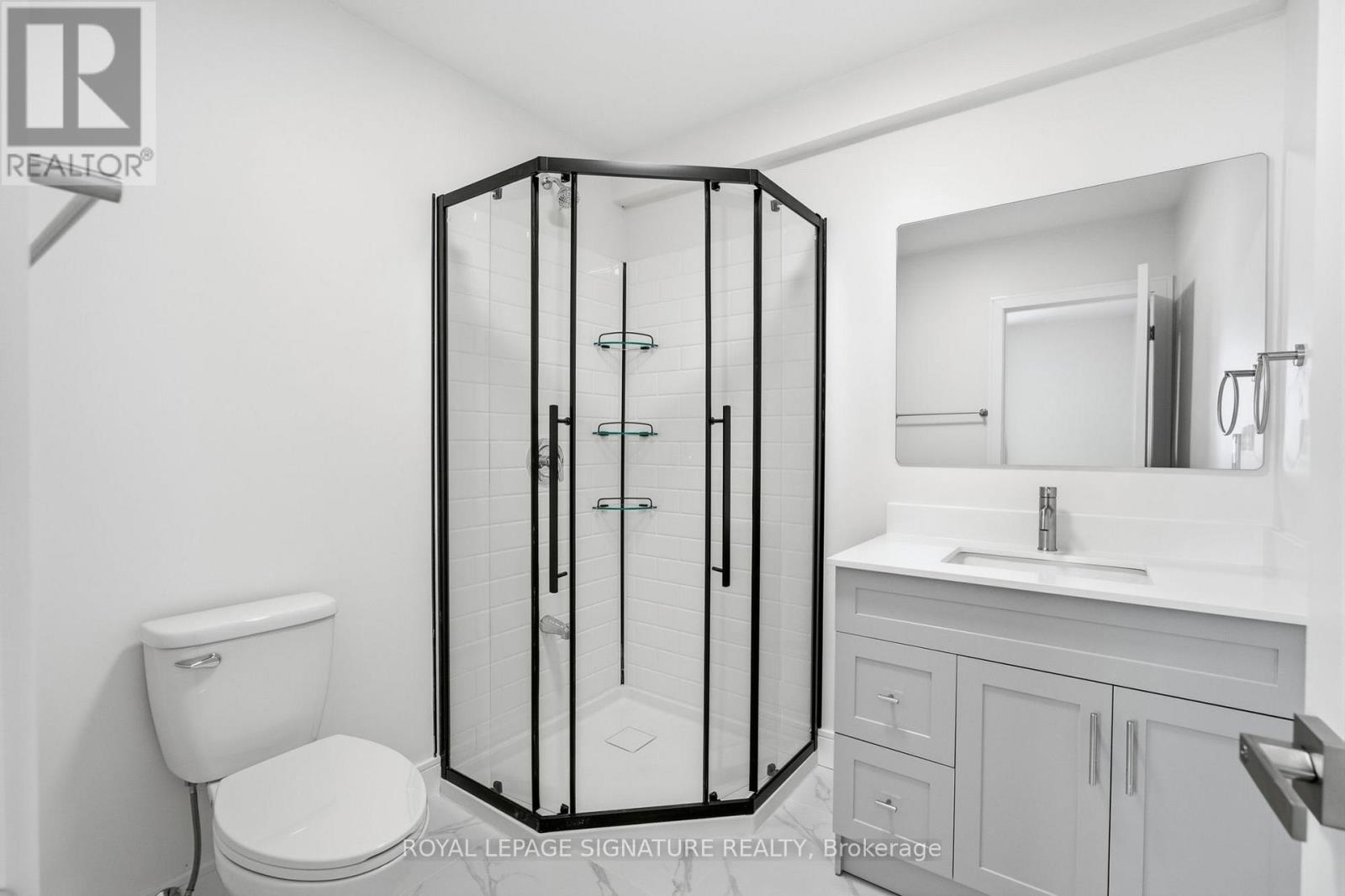 5 - 53 Bishop Avenue, Toronto, Ontario  M2M 1Z4 - Photo 11 - C13650918