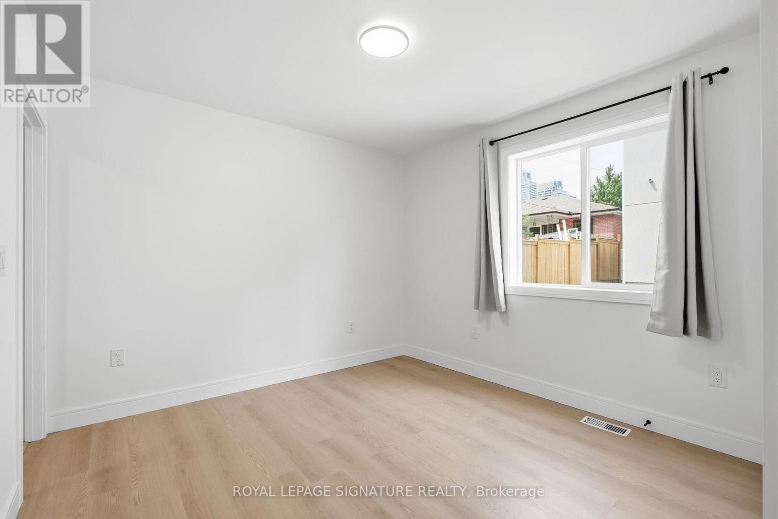 5 - 53 Bishop Avenue, Toronto, Ontario  M2M 1Z4 - Photo 8 - C13650918