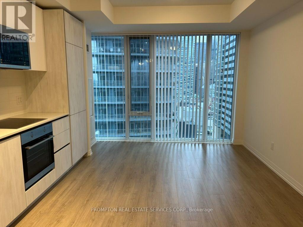 2108 - 8 Widmer Street, Toronto, Ontario  M5V 0W6 - Photo 2 - C13650948