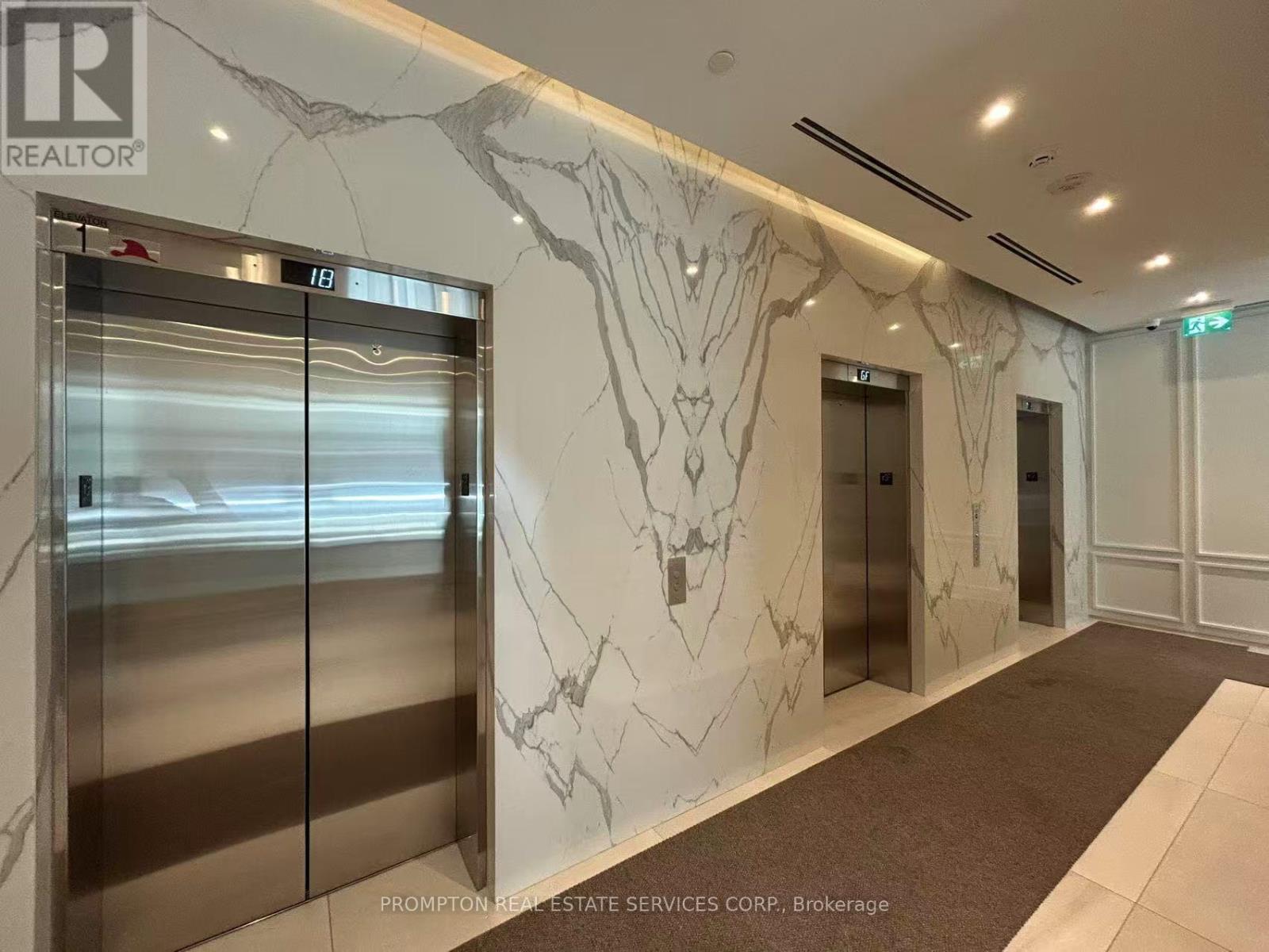 305 - 100 Queen Street E, Toronto, Ontario  M5C 0B5 - Photo 2 - C13651040