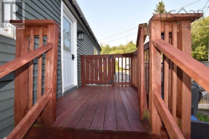 1647 Frankie Drive, Beaver Bank, Nova Scotia  B4E 2N1 - Photo 2 - 202619959