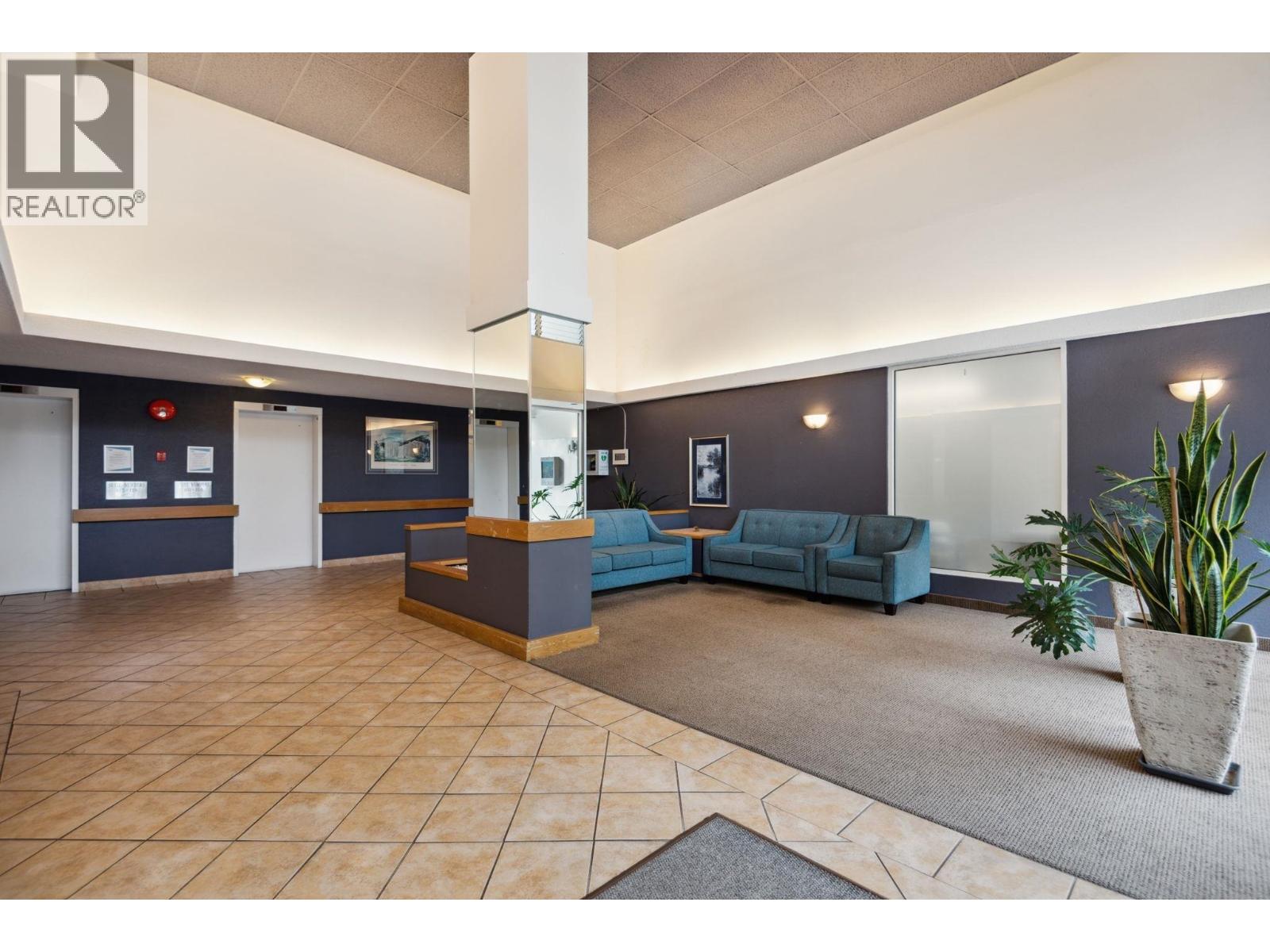 519 2012 Fullerton Avenue, North Vancouver, British Columbia  V7P 3E3 - Photo 26 - R3153275