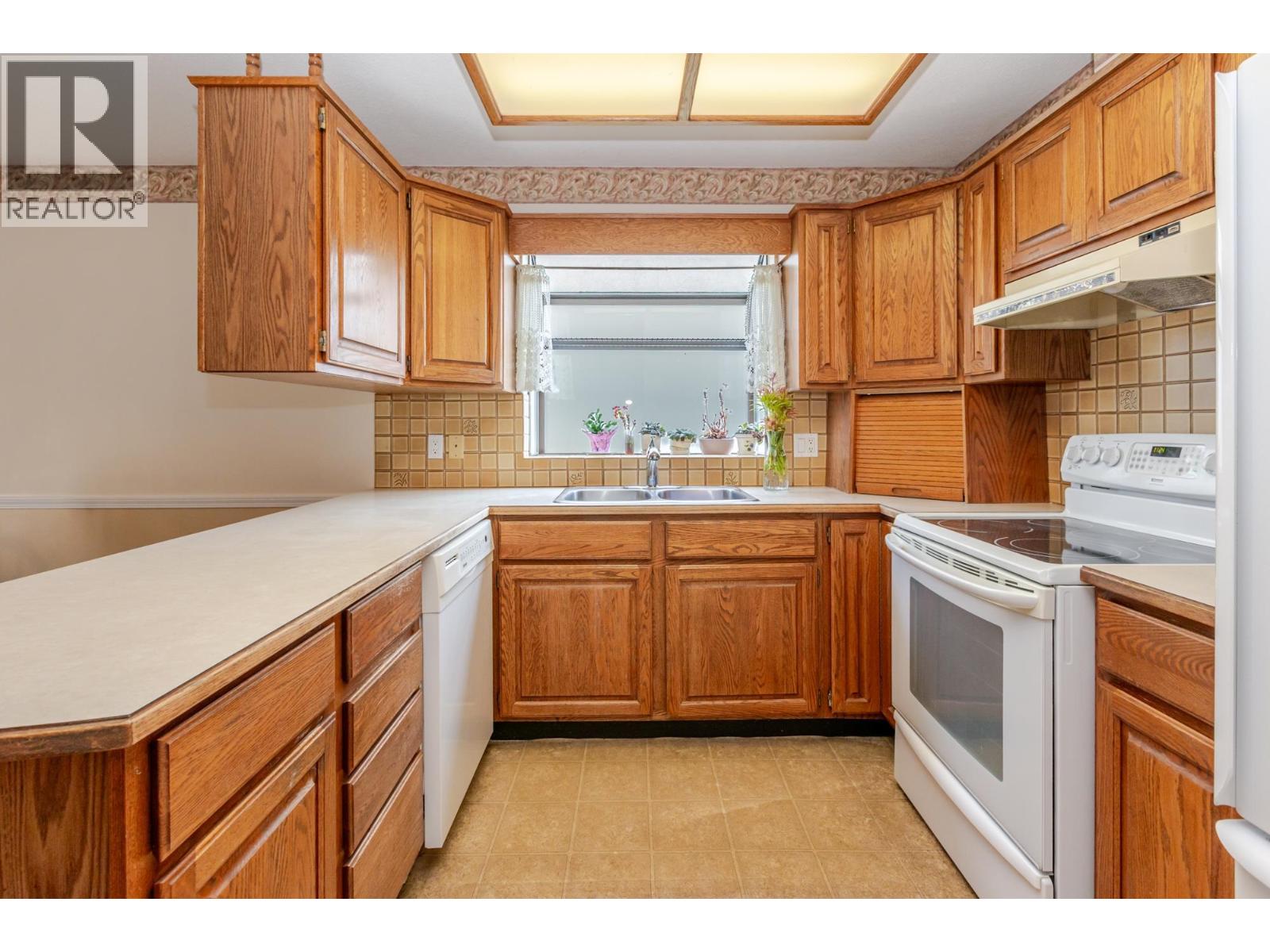 434 Alouette Drive, Coquitlam, British Columbia V3C 4Y8 - Photo 11 - R3153052