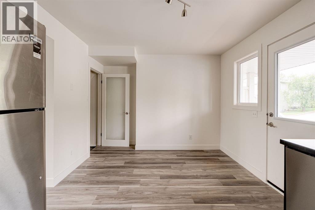 322 Killarney Glen Court SW, Calgary, Alberta  T3E 7H4 - Photo 9 - A2331891