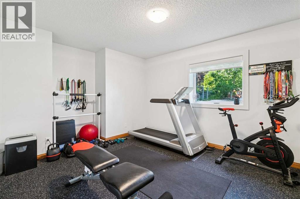 22 Patrick View SW, Calgary, Alberta  T3H 3B2 - Photo 36 - A2335440