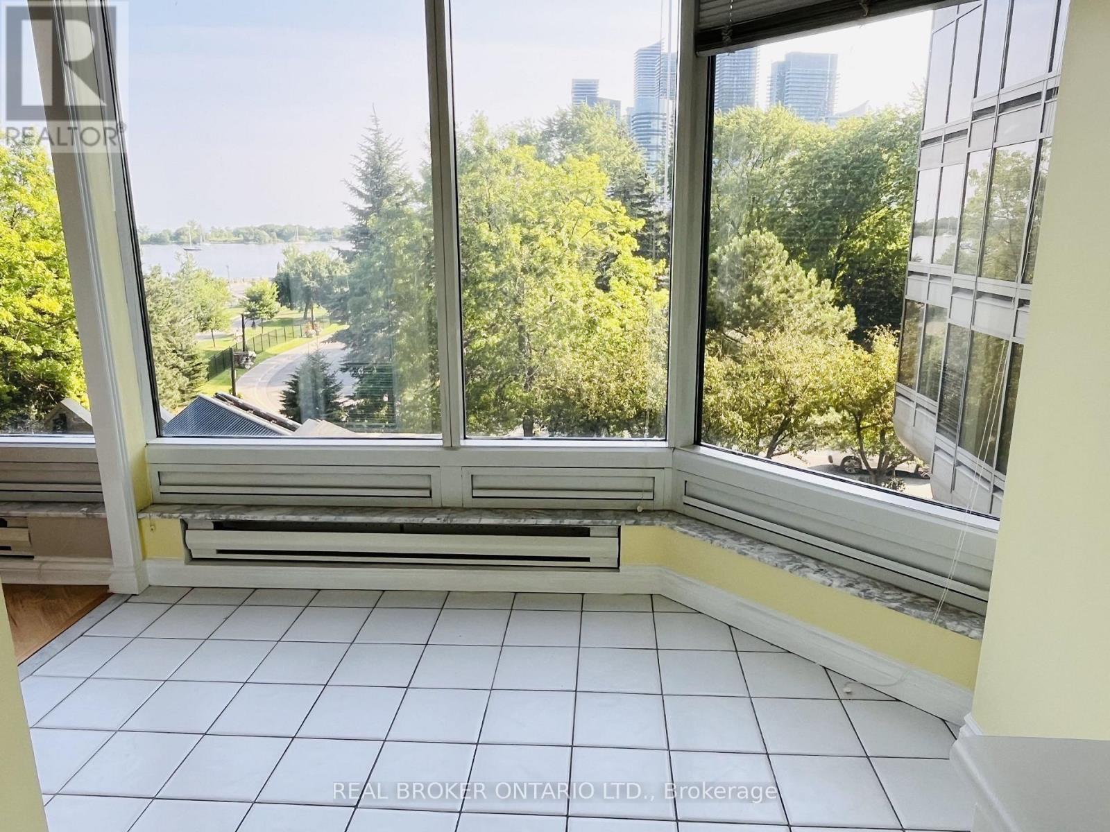 304 - 1 Palace Pier Court, Toronto, Ontario  M8V 3W9 - Photo 17 - W13631650