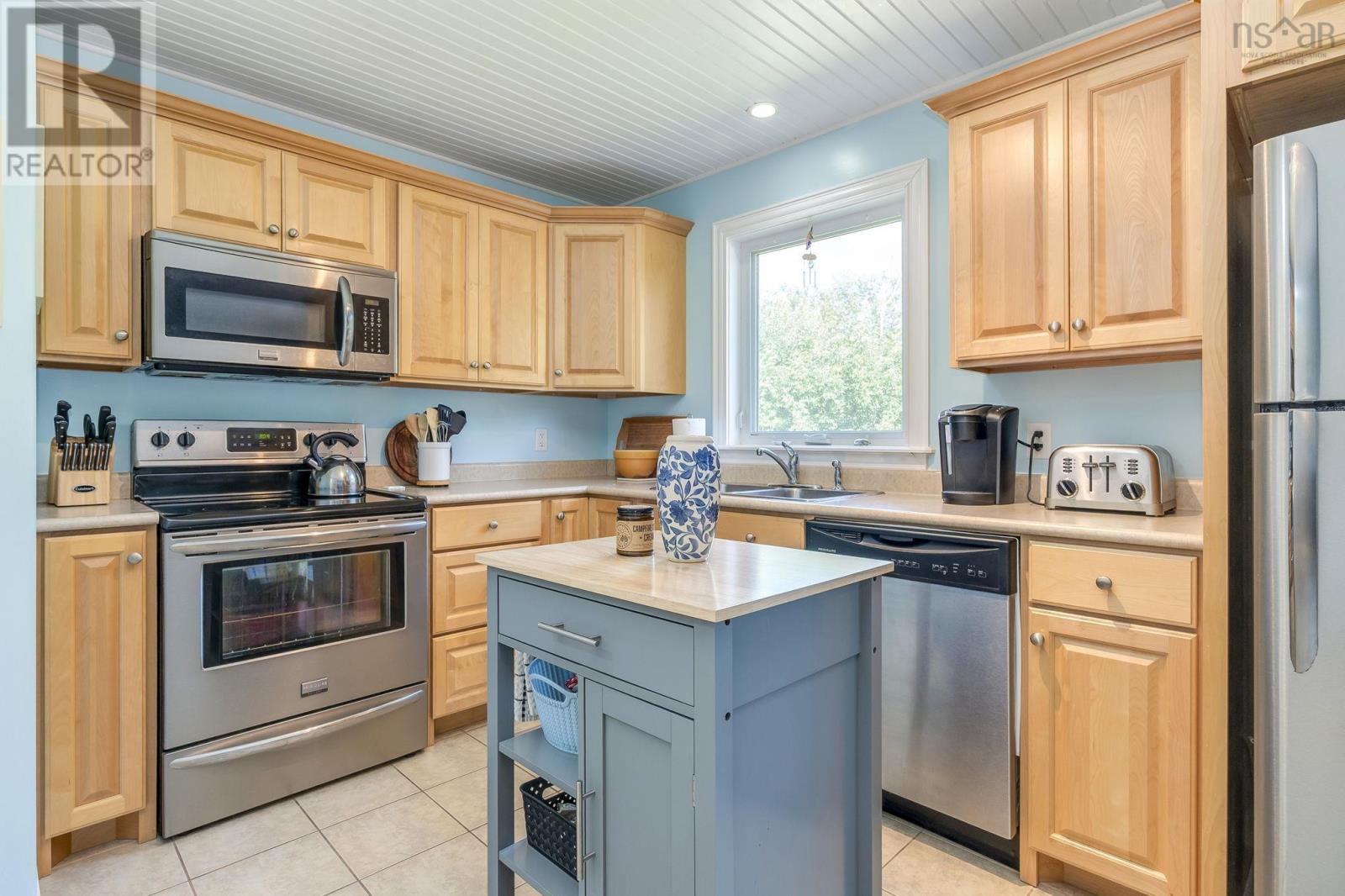 29 Daisy Drive, Beaver Bank, Nova Scotia  B4G 1C1 - Photo 15 - 202619245