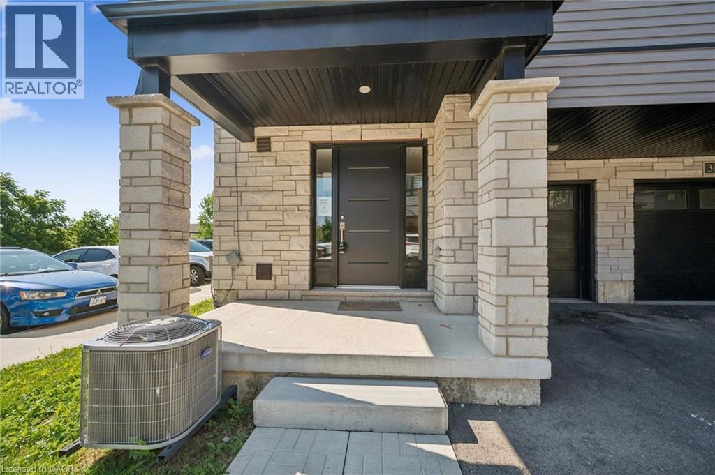 51 Sparrow Avenue Unit# 37, Cambridge, Ontario  N1T 0E5 - Photo 2 - 40843165