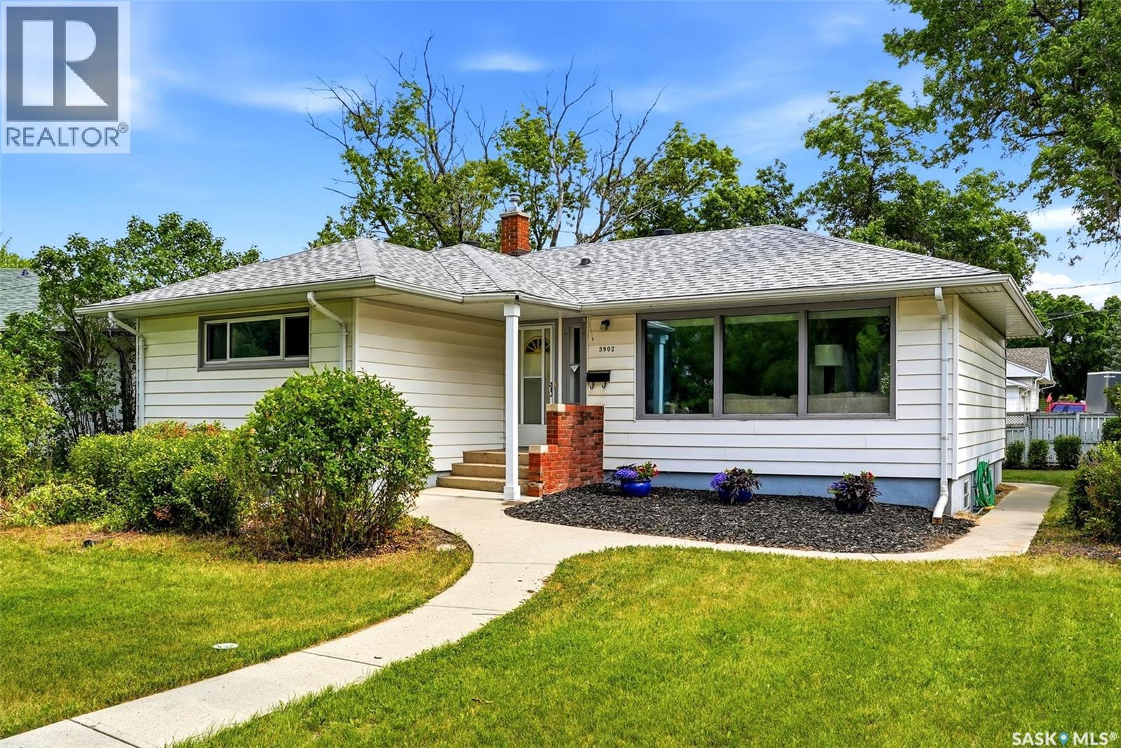 3902 Qu'Appelle DRIVE, Regina, Saskatchewan