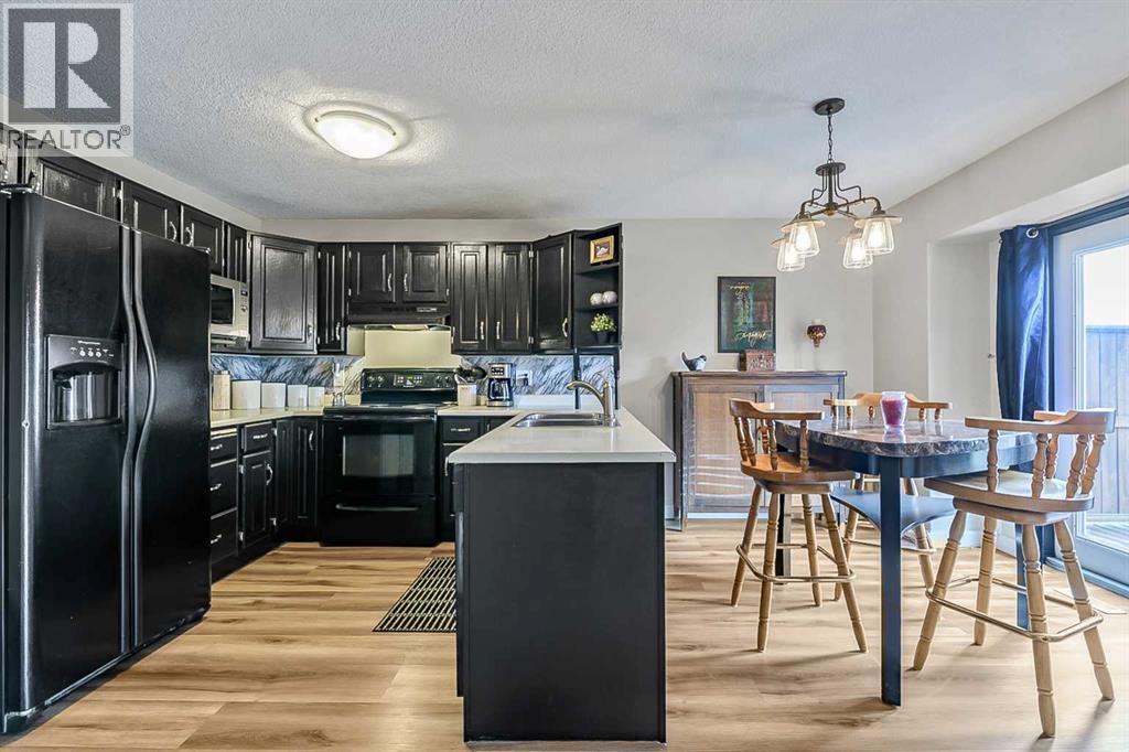 36 Millside Way Sw, Calgary, Alberta  T2Y 2P7 - Photo 13 - A2316257