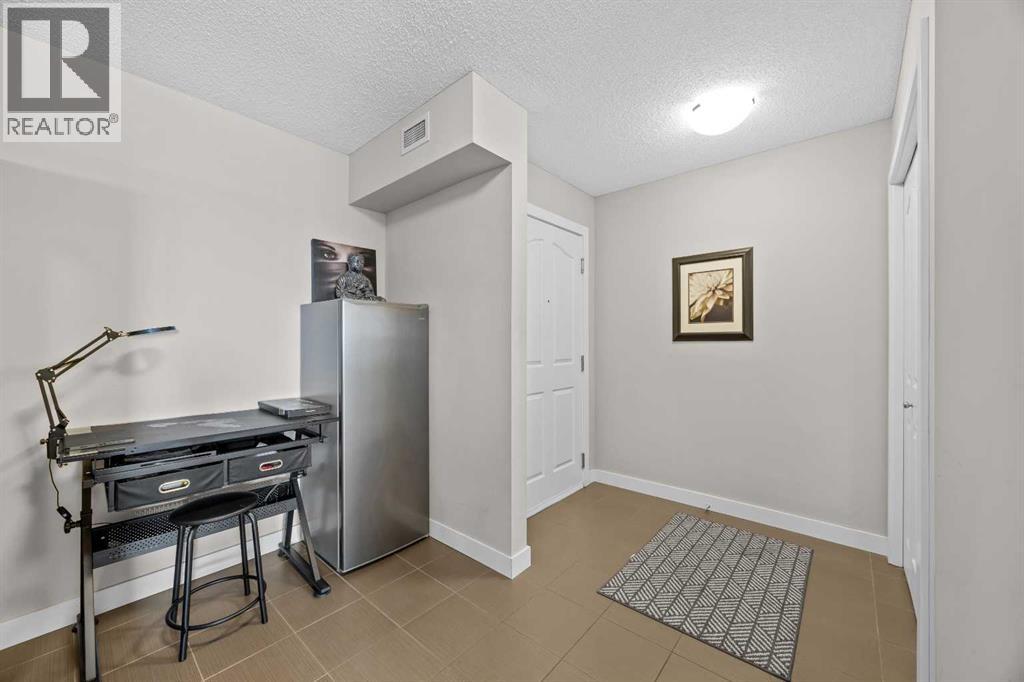 401, 7110 80 Avenue NE, Calgary, Alberta  T3J 0N4 - Photo 9 - A2333724