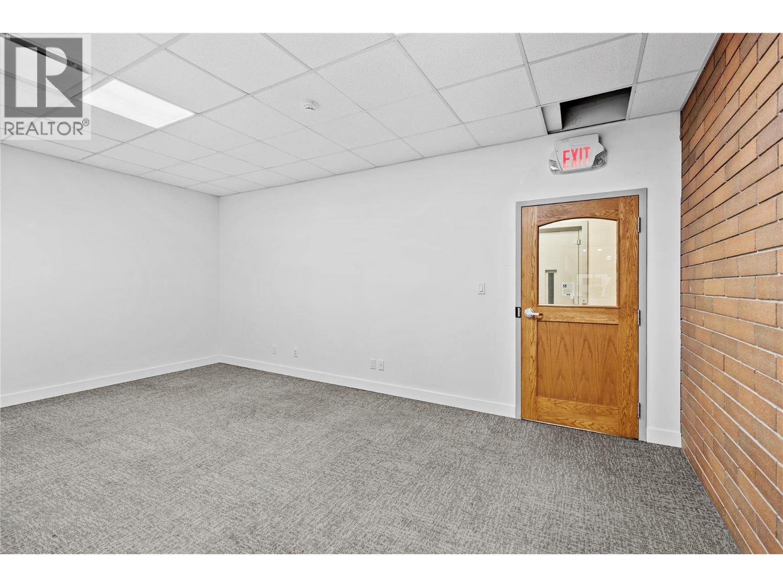 246 2nd Avenue Unit# 208, Kamloops, British Columbia  V2C 1Z4 - Photo 1 - 10397149