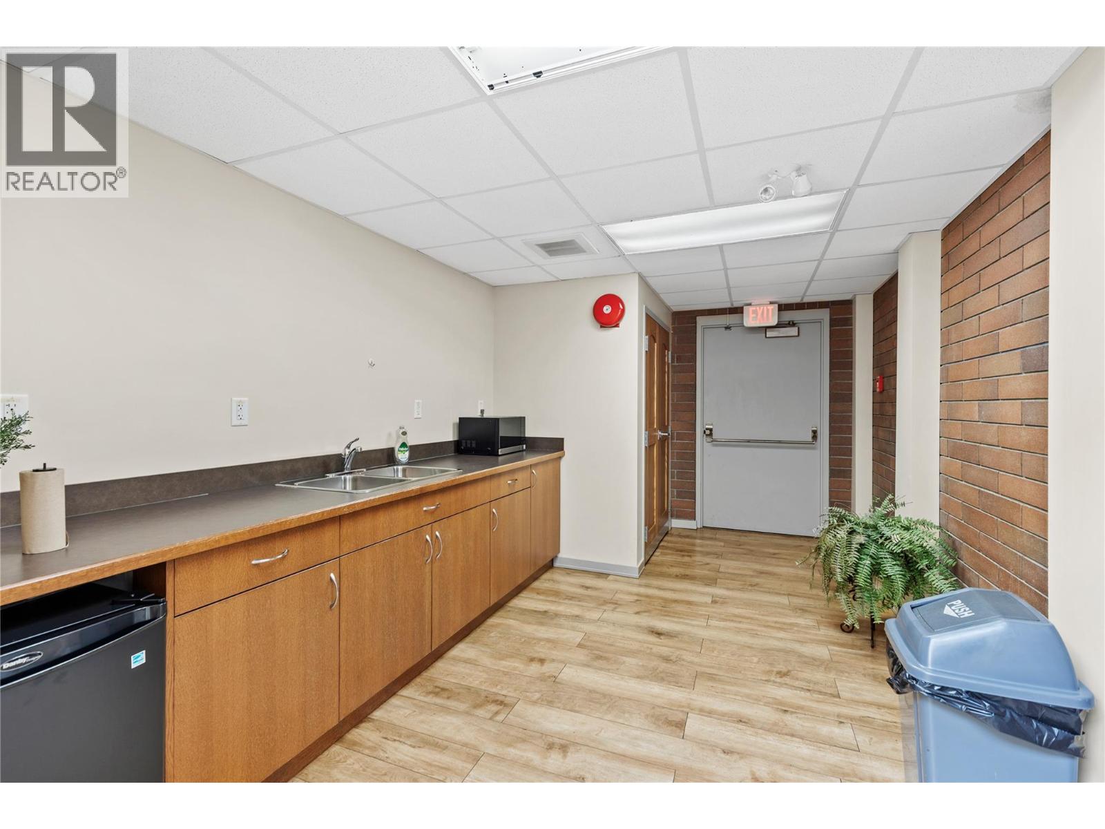 246 2nd Avenue Unit# 204, Kamloops, British Columbia  V2C 1Z4 - Photo 7 - 10397146