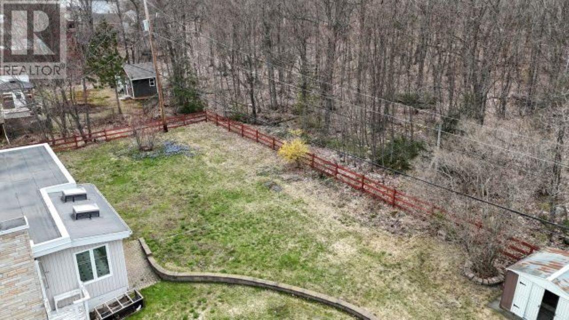 25 Gillanders Rd, Elliot Lake, Ontario P5A 1W4 - Photo 6 - SM262103