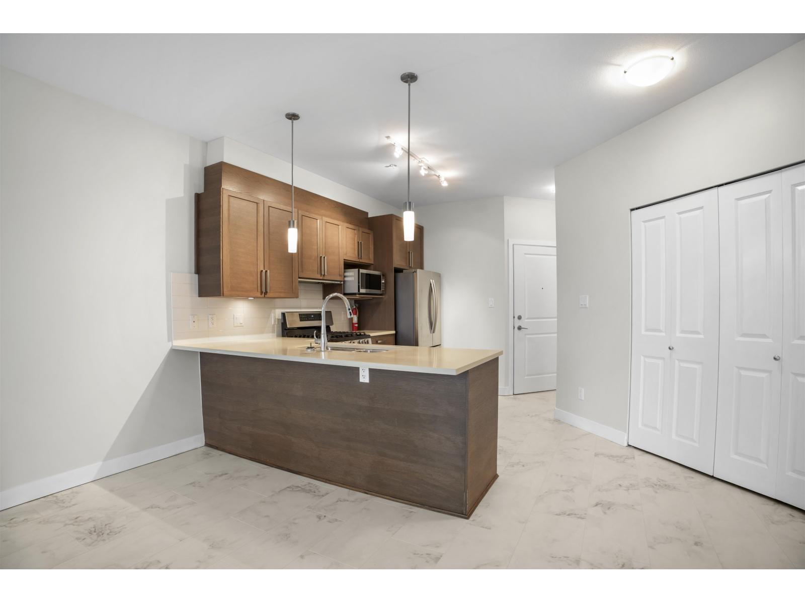 217 15850 26 Avenue, Surrey, British Columbia  V3Z 2N6 - Photo 9 - R3115561