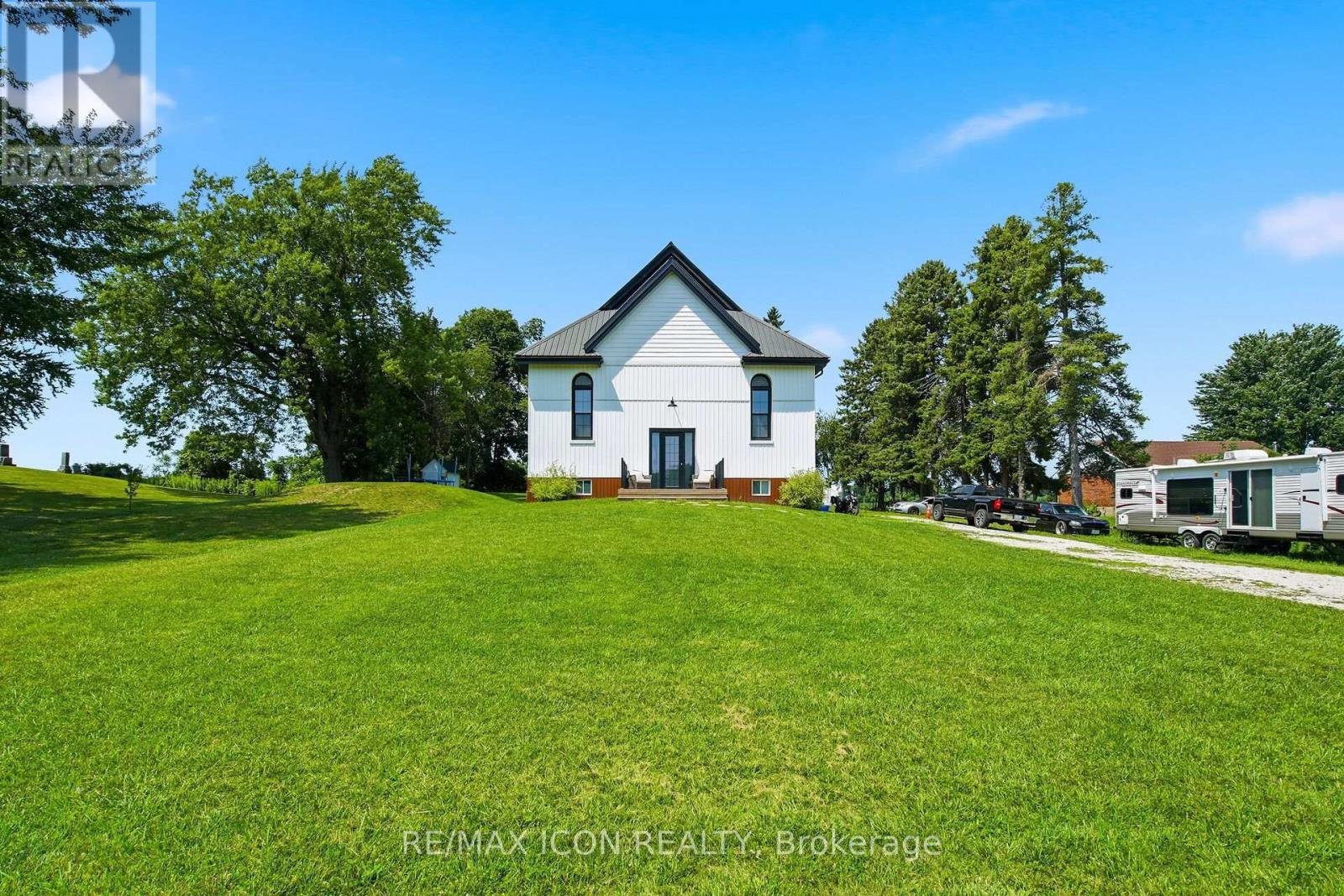 30504 Talbot Line, Dutton/dunwich, Ontario  N0L 2M0 - Photo 2 - X13651094