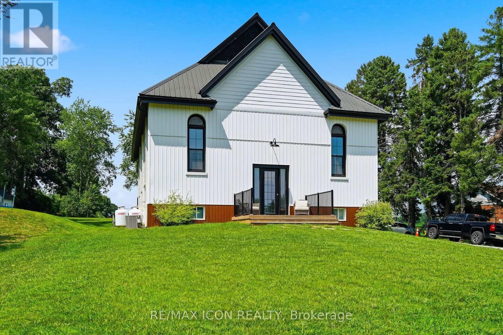 30504 Talbot Line, Dutton/dunwich, Ontario  N0L 2M0 - Photo 3 - X13651094