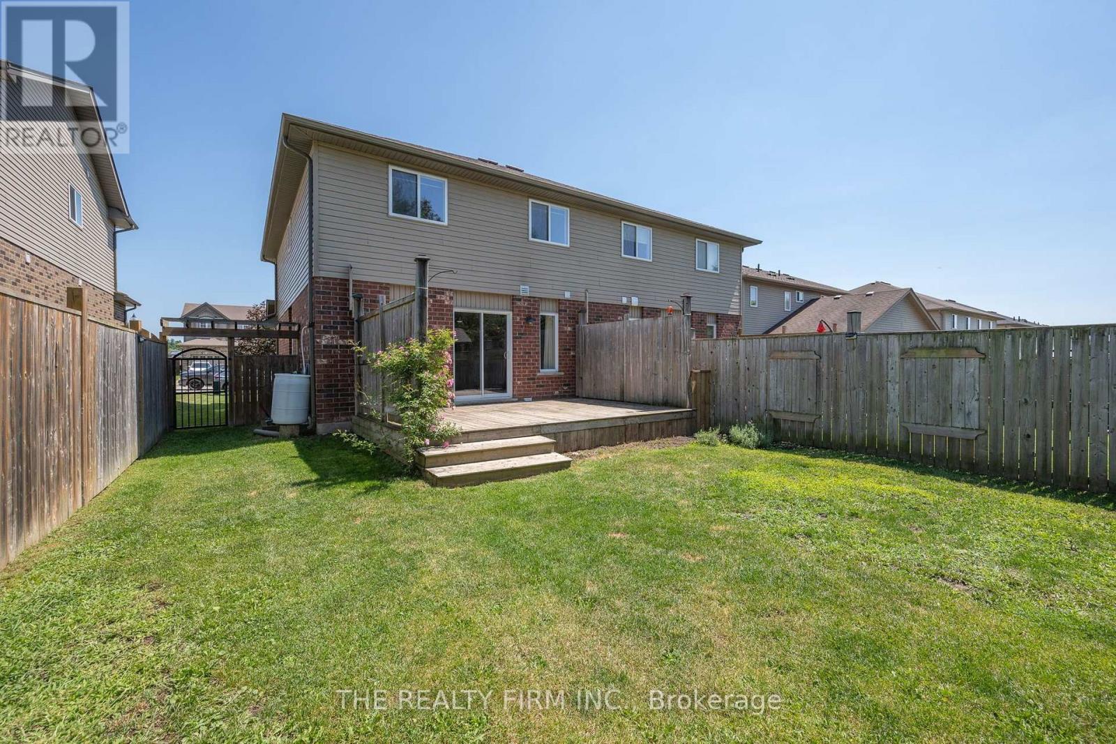 27 Leesboro Trail, Thames Centre, Ontario  N0M 2P0 - Photo 30 - X13651144