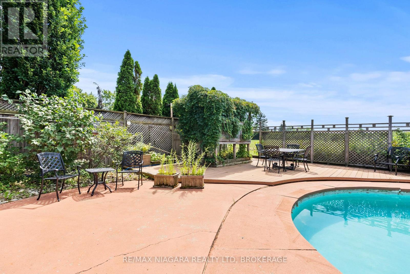21 Garrison Village Drive, Niagara-On-The-Lake, Ontario  L0S 1J0 - Photo 40 - X13644454