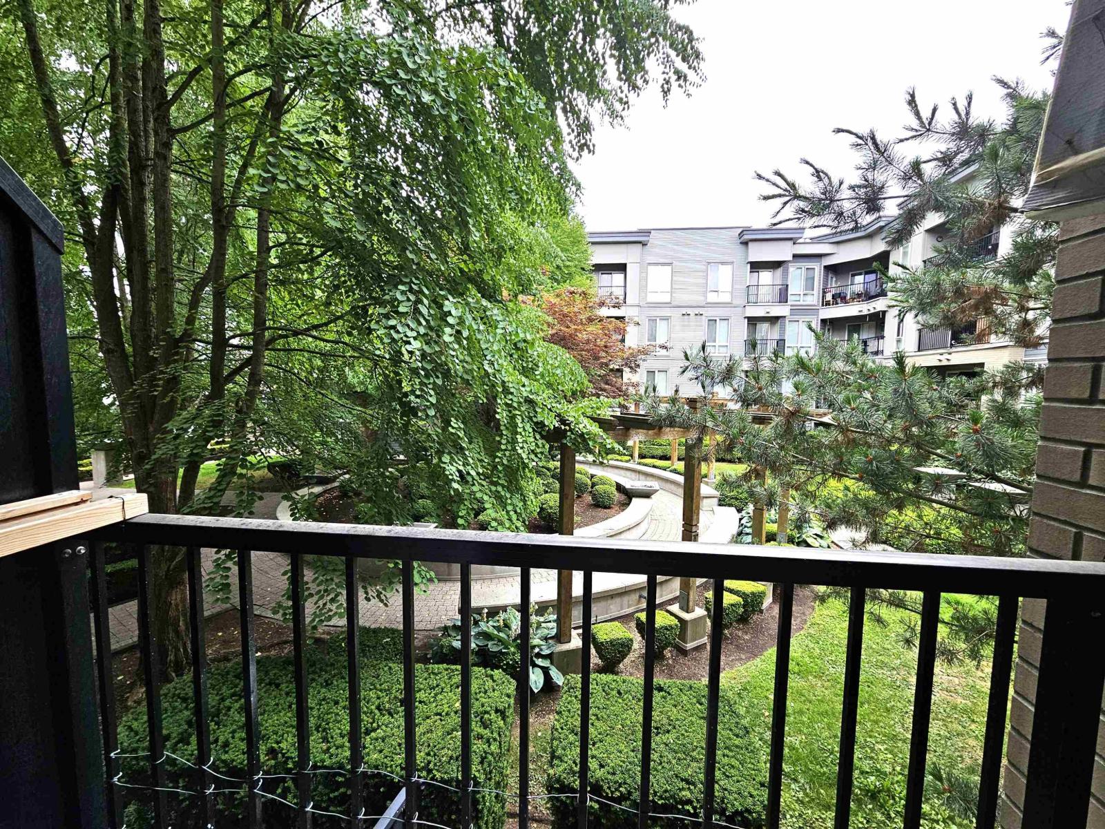 220 13321 102a Avenue, Surrey, British Columbia  V3T 1P6 - Photo 6 - R3153728