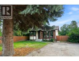 13 Spruce Drive, Lacombe, Alberta