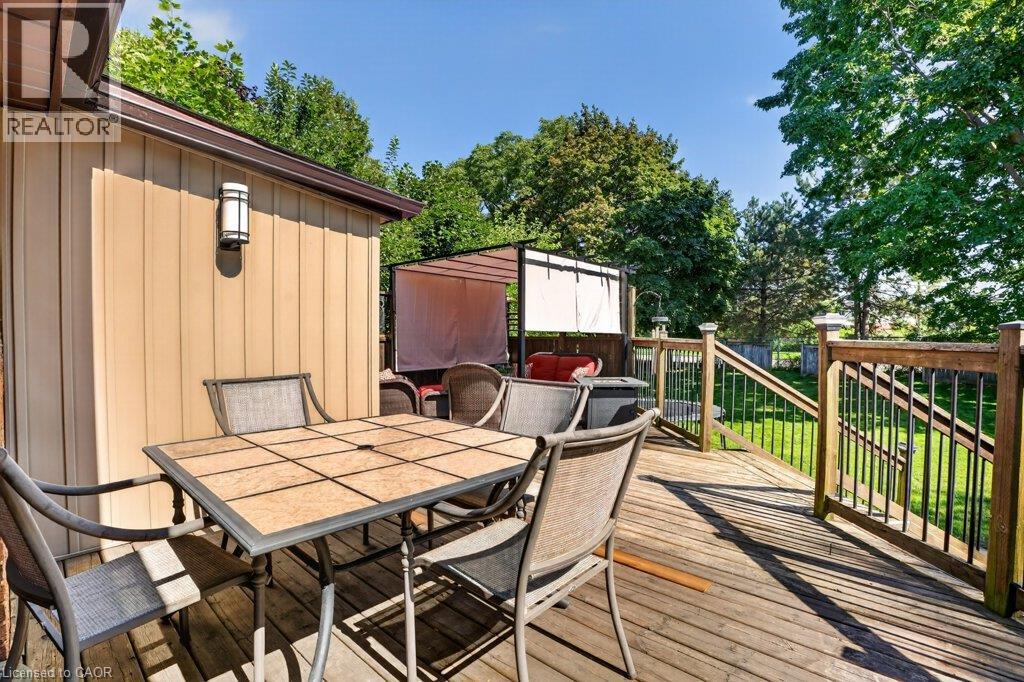 11 Graywood Court, Kitchener, Ontario  N2E 1W2 - Photo 33 - 40852263
