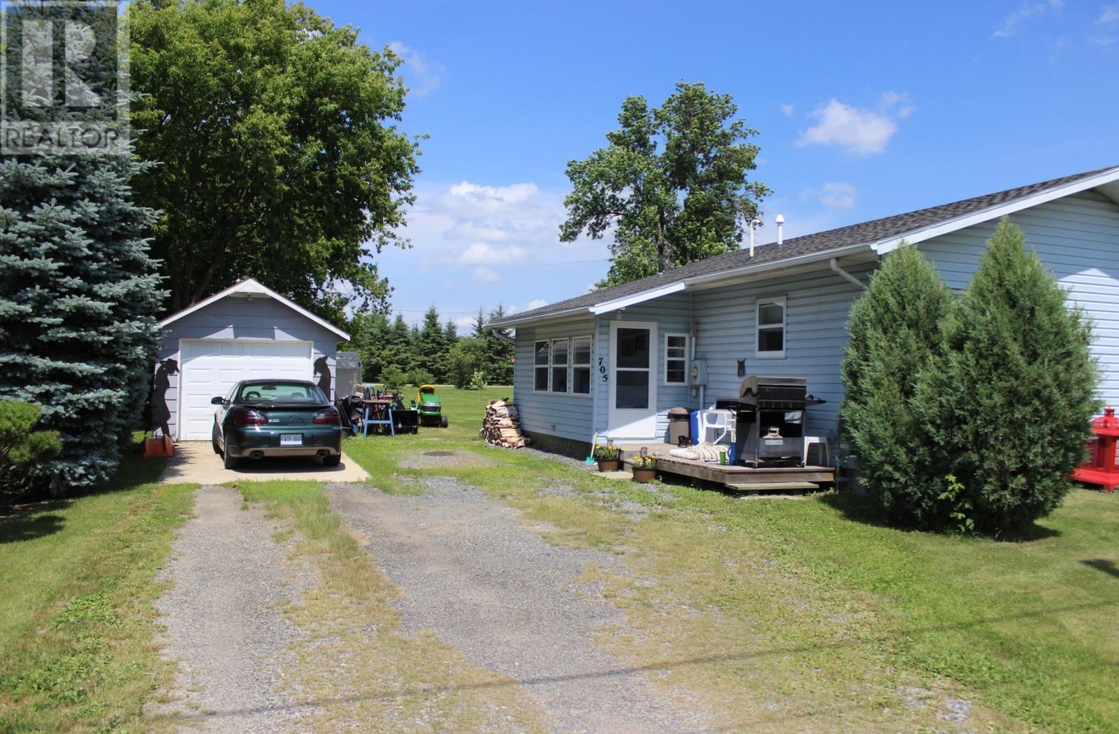 705-707 Lorena Street, Rainy River, Ontario  P0W 1L0 - Photo 8 - TB2601819