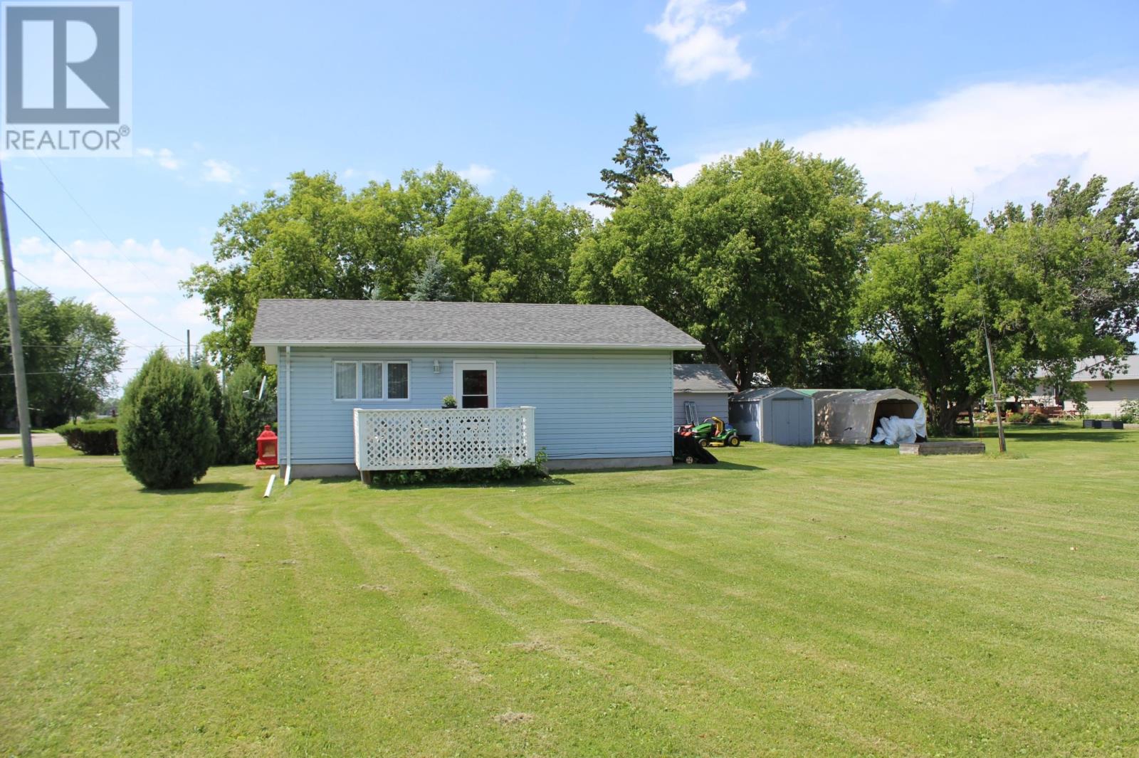 705-707 Lorena Street, Rainy River, Ontario  P0W 1L0 - Photo 3 - TB2601819