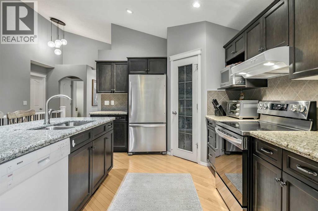 416 Silverado Range Heights SW, Calgary, Alberta  T2X 0B4 - Photo 7 - A2330626